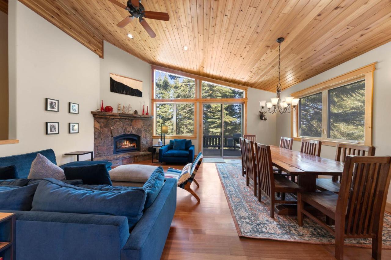 Skislope Manor - Spacious Tahoe Donner 4 Bedroom With Gorgeous Home Theater And Hot Tub Truckee Buitenkant foto