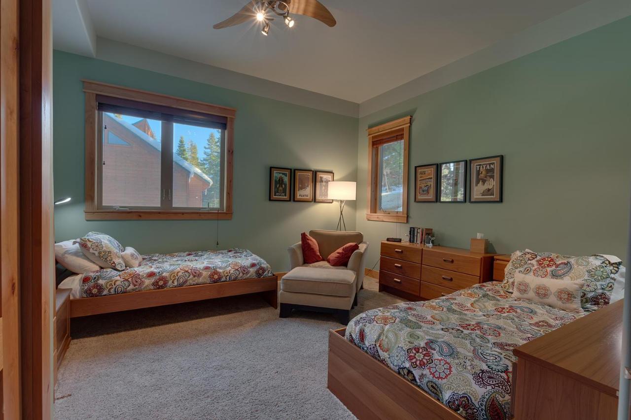 Skislope Manor - Spacious Tahoe Donner 4 Bedroom With Gorgeous Home Theater And Hot Tub Truckee Buitenkant foto